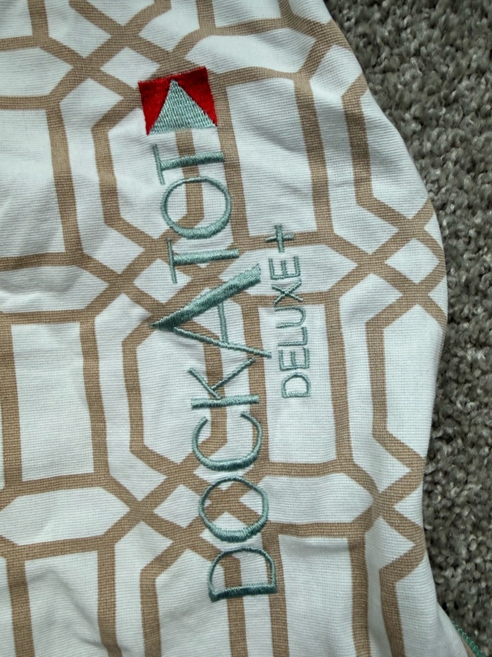 DockATot Deluxe Bundle - Picture 11 of 15